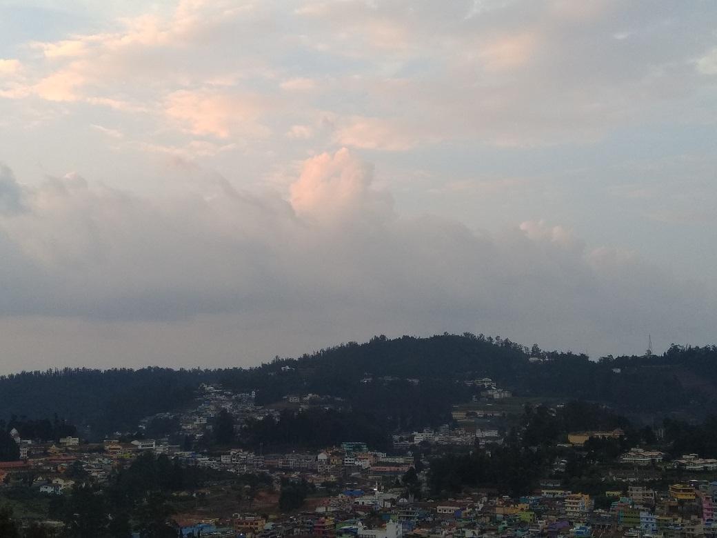Mmr Grand Inn Ooty Ngoại thất bức ảnh